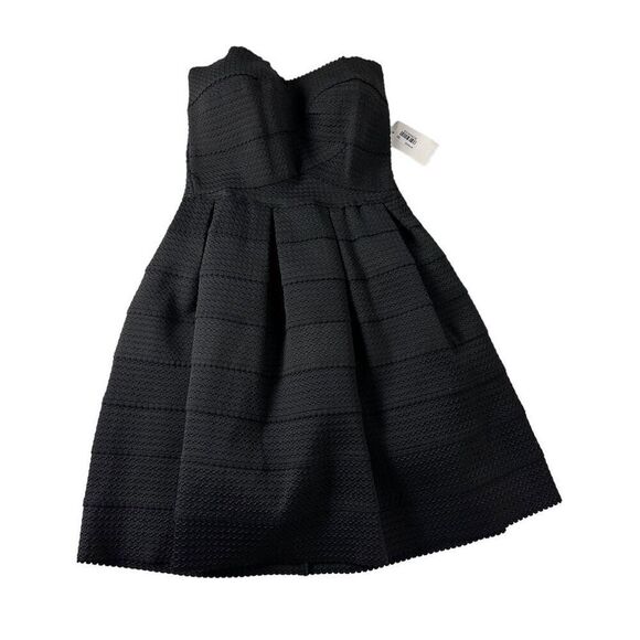 B. Darlin Black Textured Dress size 1-2 Back Zip Fit & Flare - Picture 1 of 10